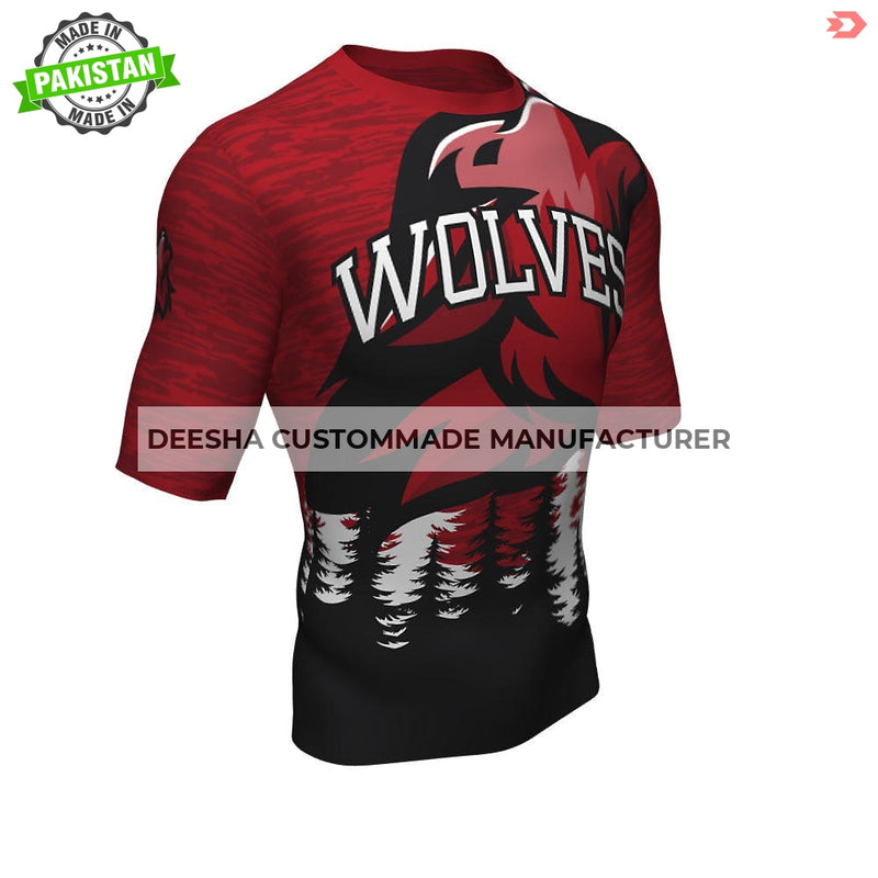 Half Sleeve Compression Shirt Wolves - Compression for Teams